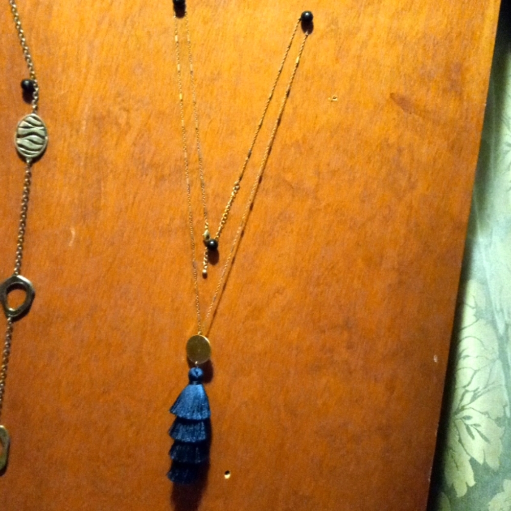 Jewelry lot 32-V
